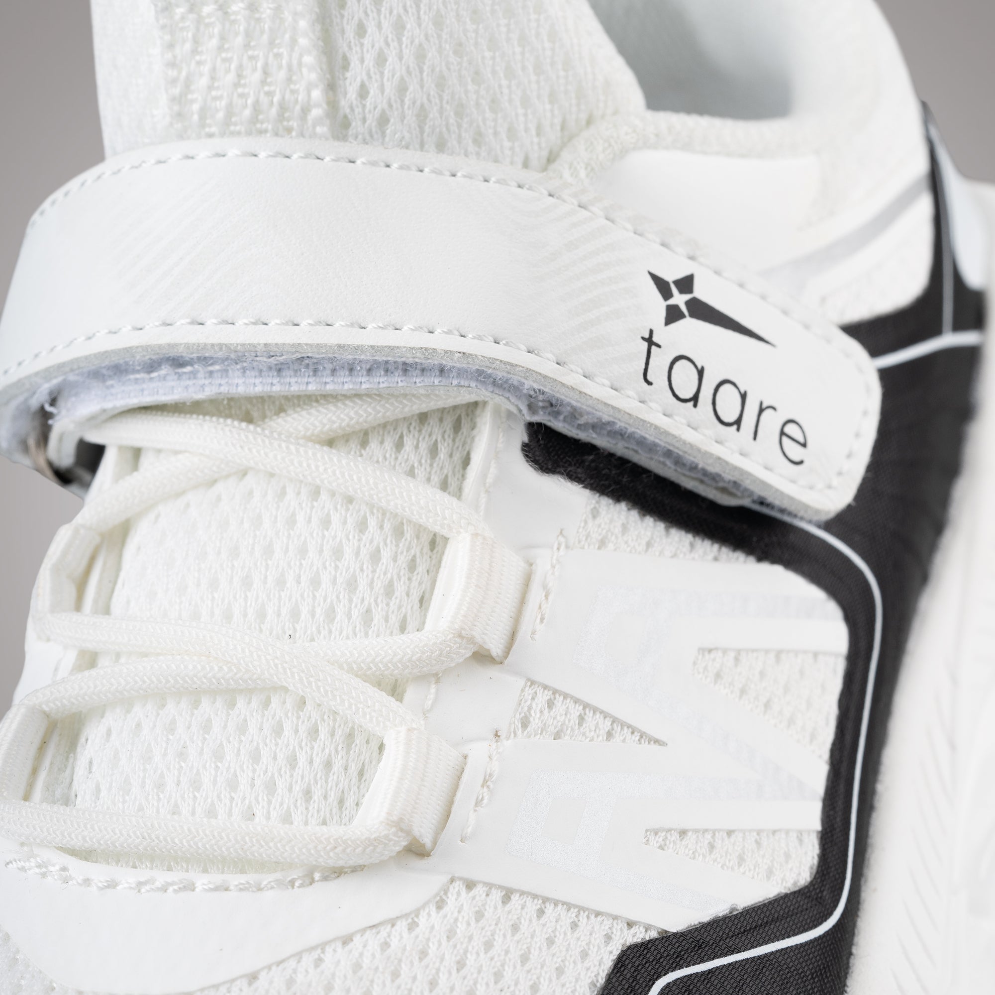 靴 altair Aquila Altair – Taare
